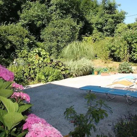 Le Mesnil-5 Bed & Breakfast